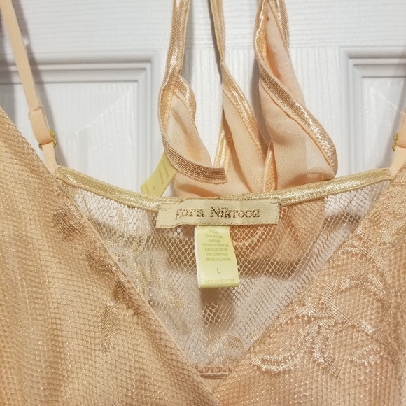Flora Nikrooz Other - Flora Nikrooz Peach Nightie Set